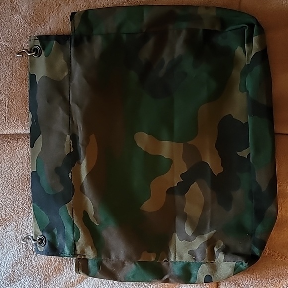 Camo Hunting Bag - Picture 3 of 3